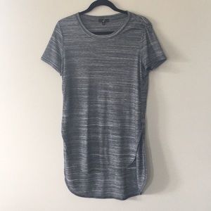 Grey short sleeved tunic